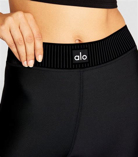 alo yoga sales